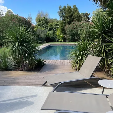 De La Dame Couette-café 4*