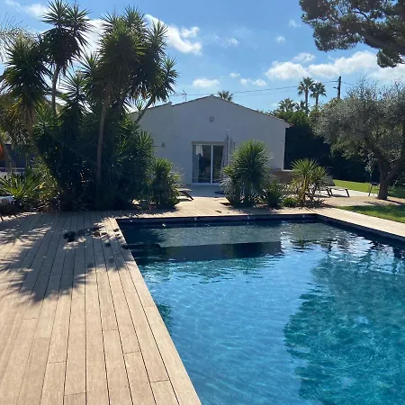 De La Dame Panzió Saint-Tropez