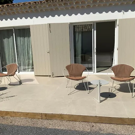 De La Dame Nocleg ze śniadaniem Saint-Tropez