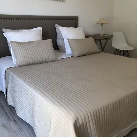 De La Dame Saint-Tropez