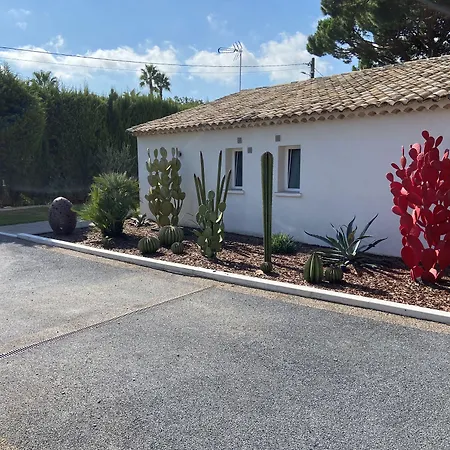 De La Dame Panzió 4*