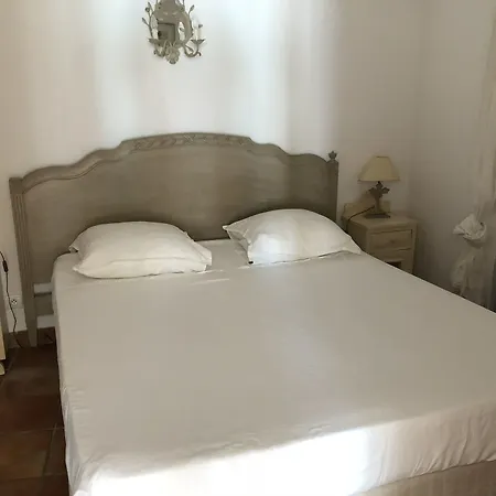 De La Dame Couette-café Saint-Tropez