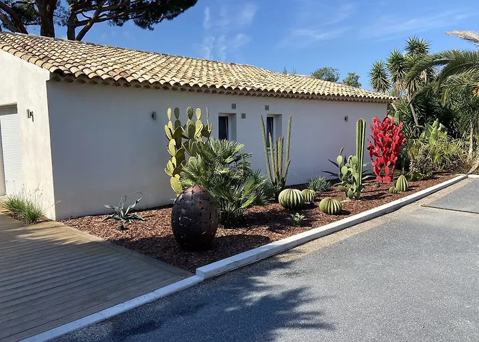 Bed & Breakfast De La Dame Saint-Tropez