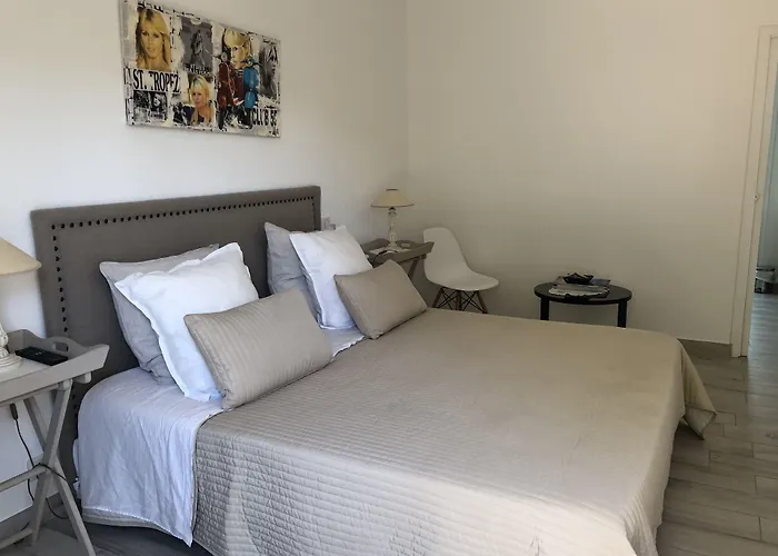 De La Dame Bed & Breakfast Saint-Tropez